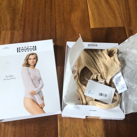 Wolford Tops - NWT Wolford toasted almond color string body